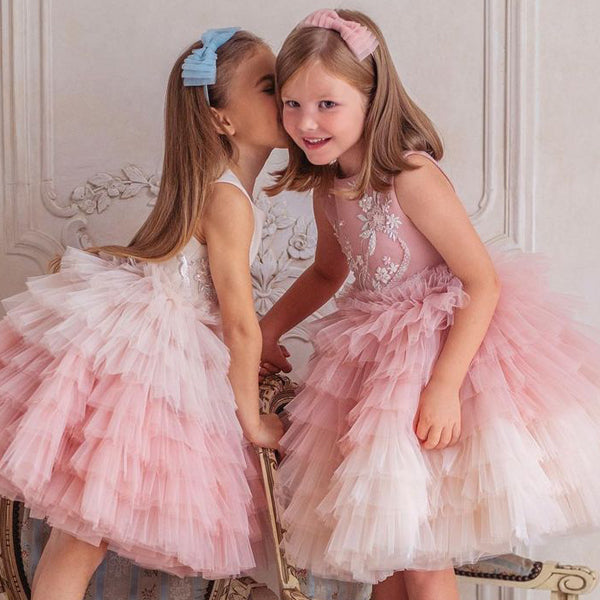 Online shopping shop little girl dress
